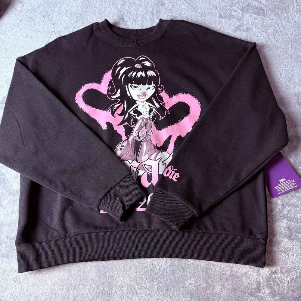 New Bratz Est 2001 Graphic Sweatshirt Black Pink Doll Y2K Crewneck M BTQ016C - Picture 14 of 14